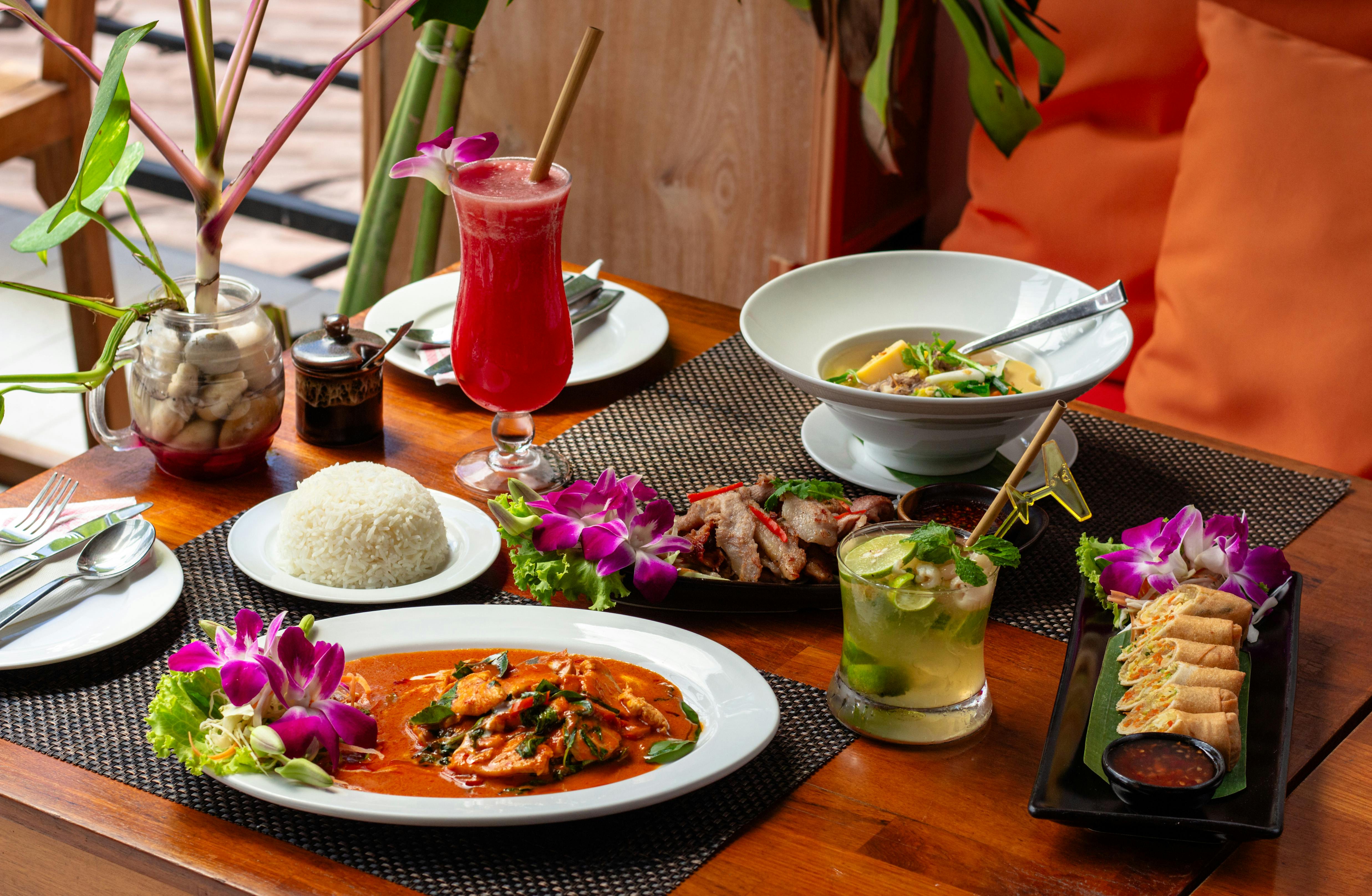 Thai Pagosa gallery